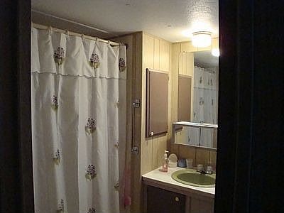 4th image of 1025 Olive Dr