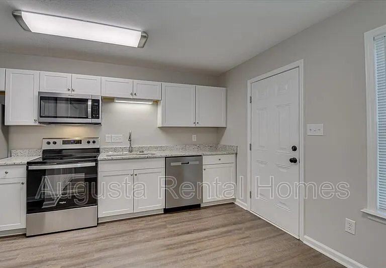 1531 Abby Way #1 — Photo 13