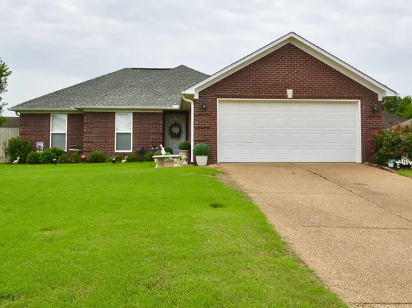 141 Kensington Cv, Medina, TN 38355