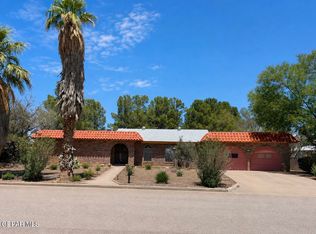 416 Penroy Ln, Horizon City, TX 79928