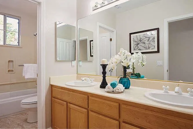 5325 Silver Point Way — Photo 21
