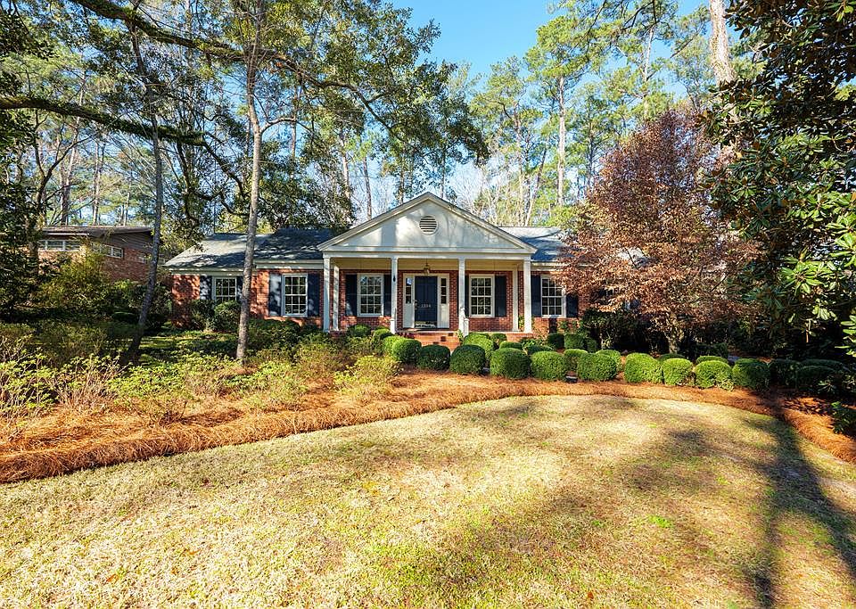 1st image of 2306 Pinecliff Dr