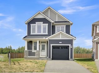 116 Unity Pl, Ottawa, ON K2S 2Y8