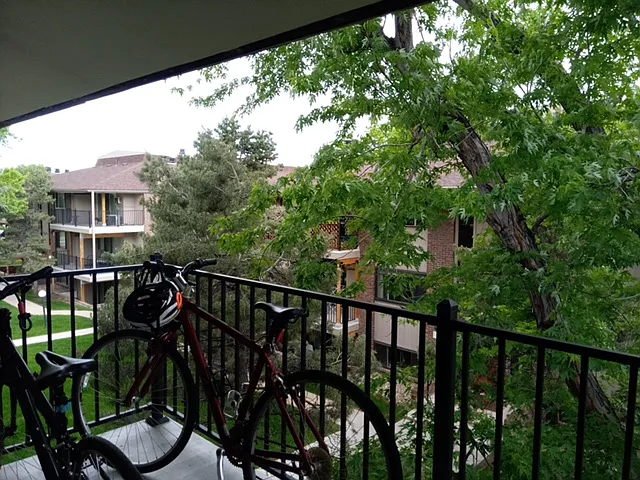 600 Manhattan Dr — Photo 2