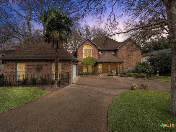 2113 Highland Dr, Salado, TX 76571