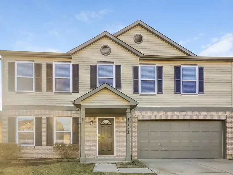 333 Sunburst Ln — Photo 1