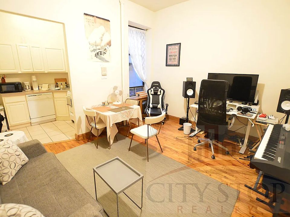 2nd image of 203 W 85th St #1A