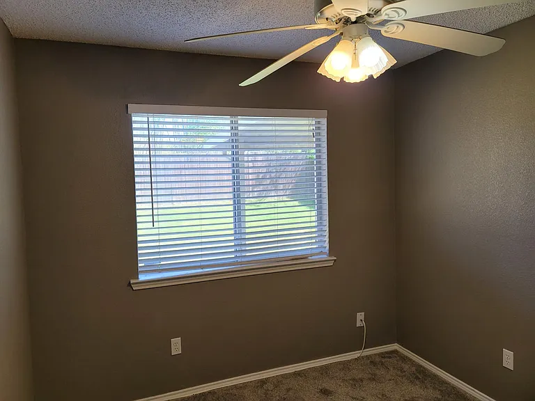 10416 Morning Dew St — Photo 16