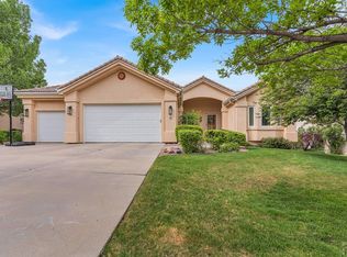 8 Royal Troon Ct, Pueblo, CO 81001