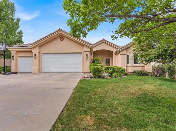 8 Royal Troon Ct, Pueblo, CO 81001