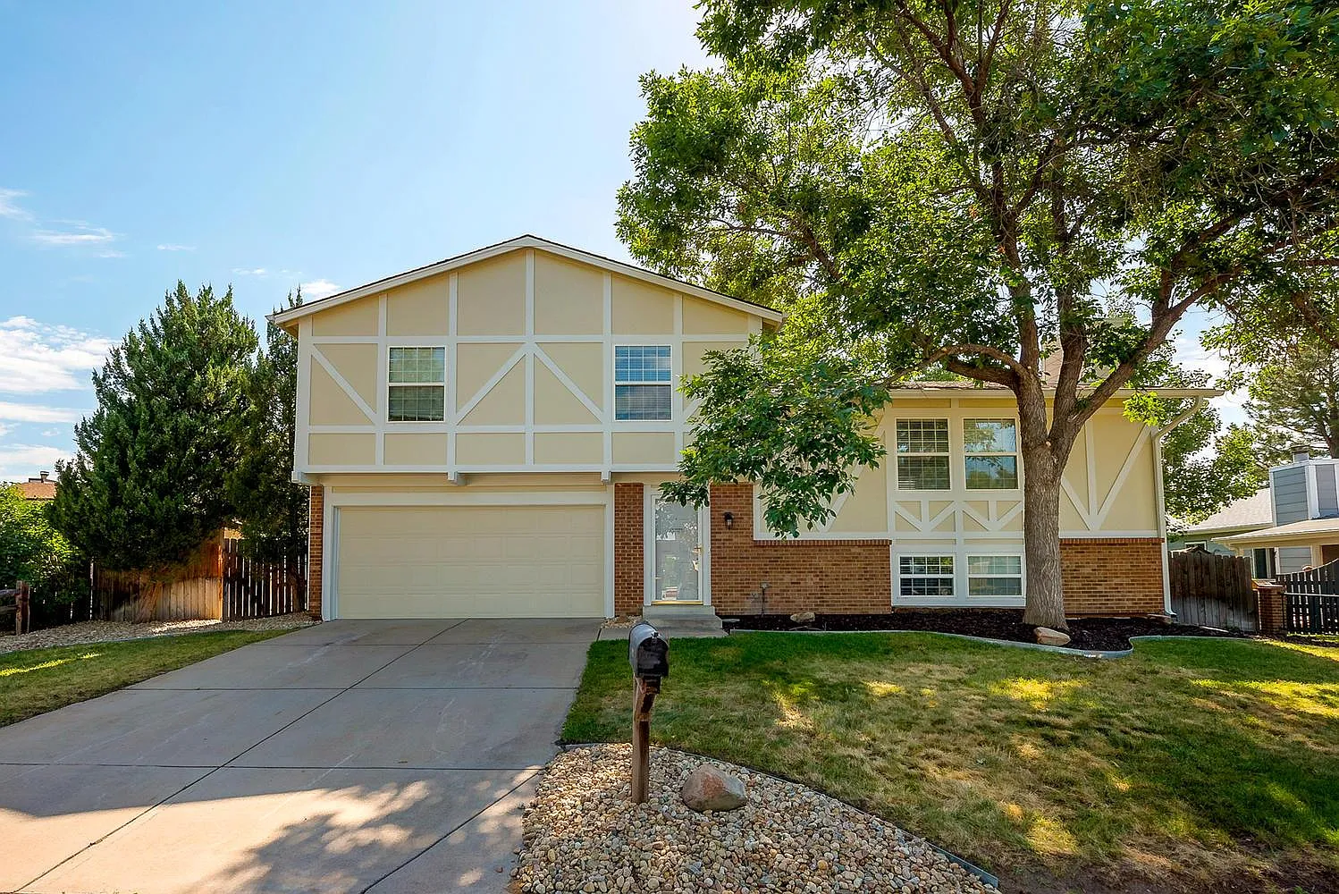 4092 S Nucla Way — Photo 1