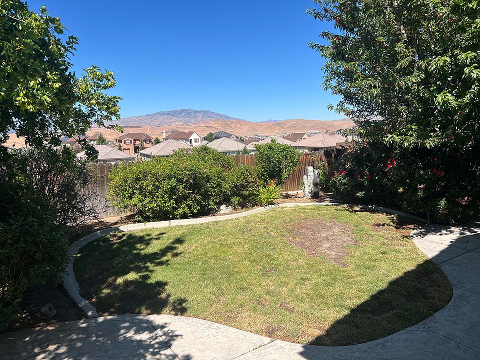 1st image of 4315 Desert Hills Dr