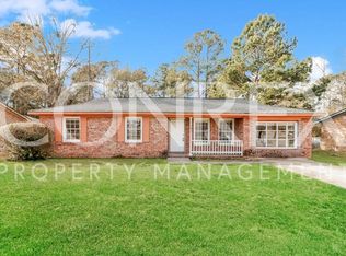 121 Robin St, Summerville, SC 29485