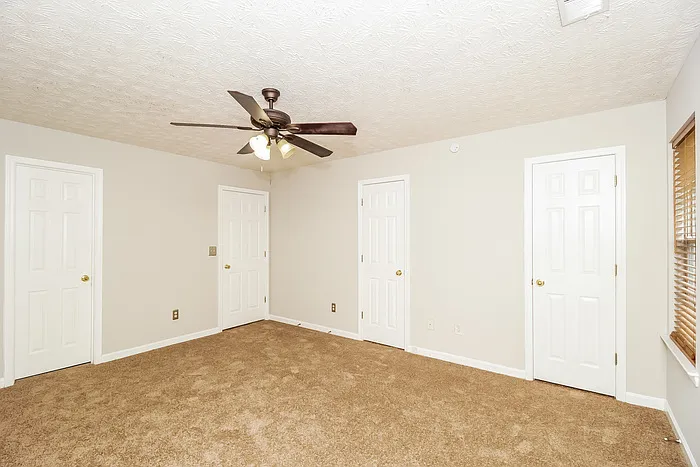 6560 Wellington Chase Ct — Photo 10