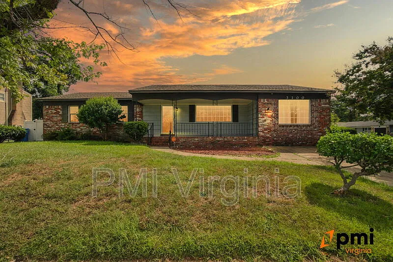 4 bed, 2.0 bath, 1786 sqft, $2,200 — Photo 1