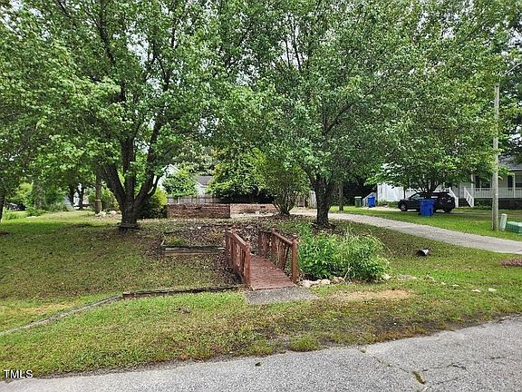 4th image of 601 Vannoy Pl #14