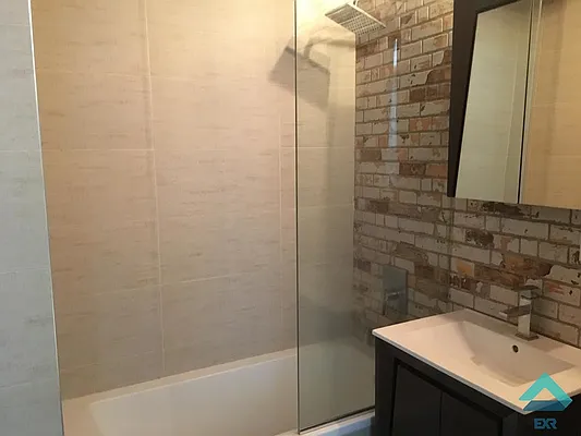 Rented by EXR | media 37