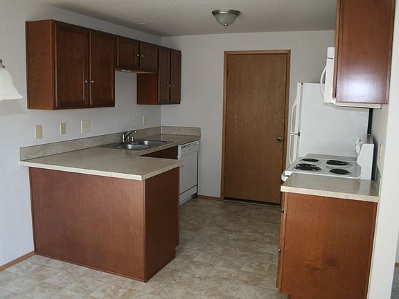 3rd image of 12318 Alameda Ave SW #12320