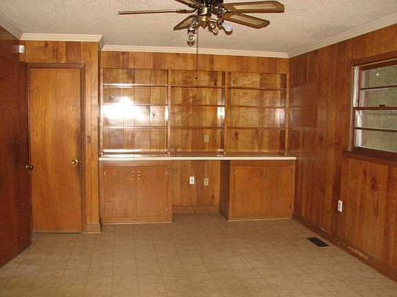 5th image of 1232 Weeping Willow Dr