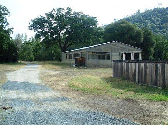 3rd image of 8405 Kelsey Creek Dr