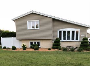 1630 W Jo Ann Ln, Addison, IL 60101