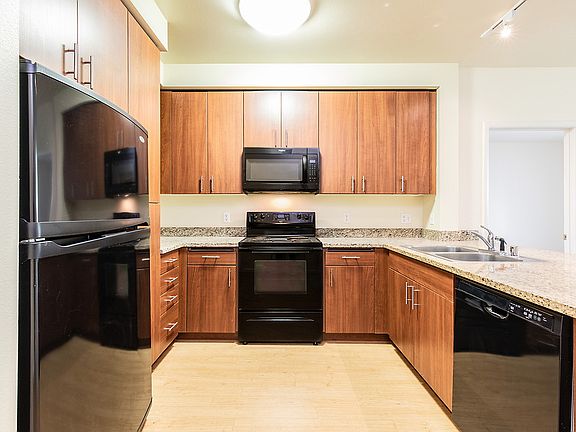 4th image of 3595 Granada Ave Unit 312