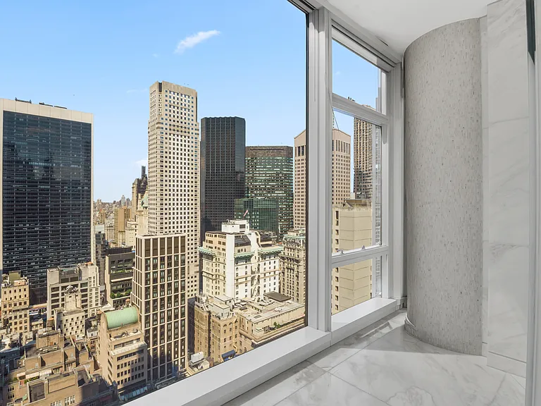 20 W 53rd St #32B — Photo 9