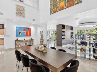 L Hermitage, Miami, FL 33133