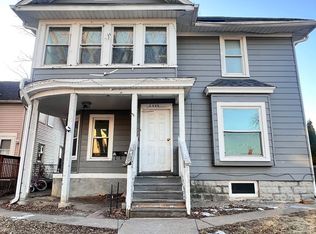 1223 1/2 14th St, Moline, IL 61265