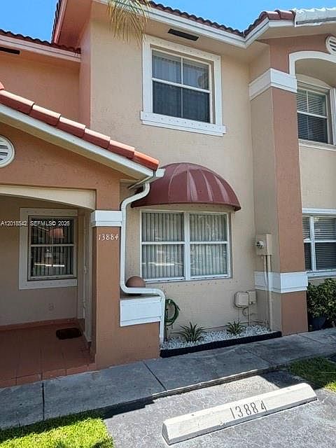 1st image of 13884 SW 64th St