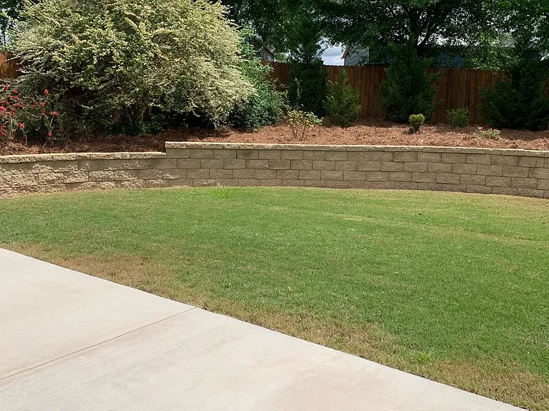 816 Stoneview Dr — Photo 20