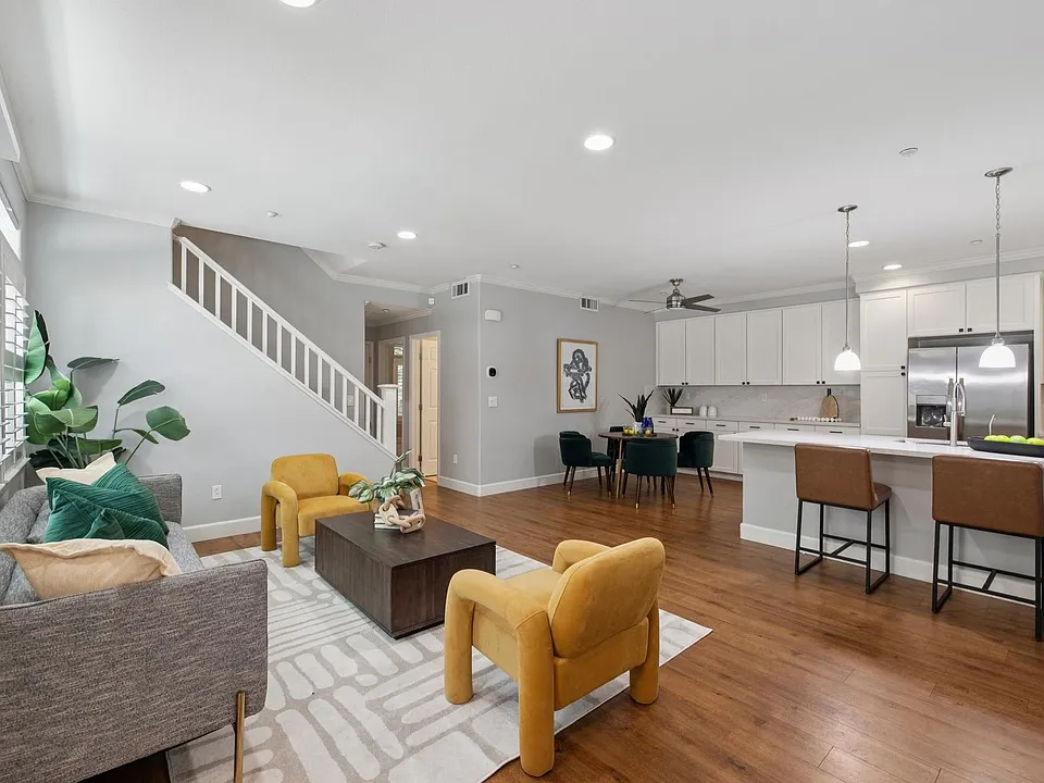 337 Bautista Pl #1