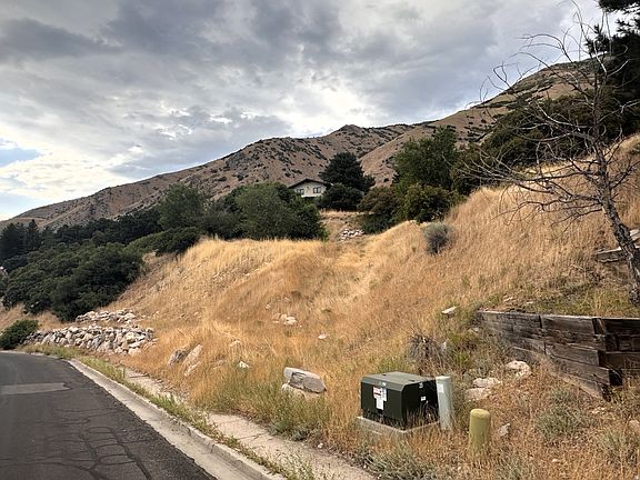 2nd image of 1783 Spring Oaks Dr