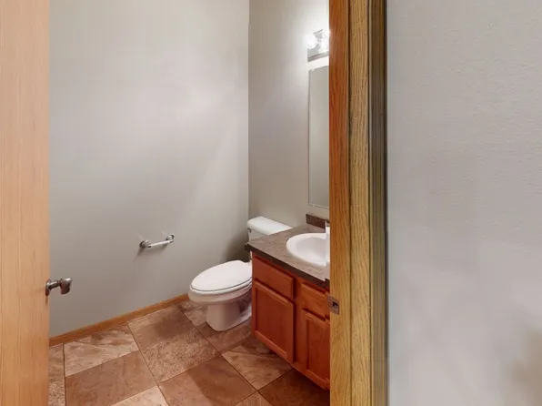 1732 - 1754 35th Ave SE, 1732-1754 35th Ave SE #1740, Minot, ND 58701