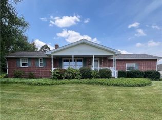 383 Bonniebrook Rd, Butler, PA 16002