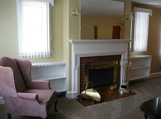 192 Enfield Ave, Providence, RI 02908