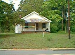 956 W 2nd St, Chase City, VA 23924