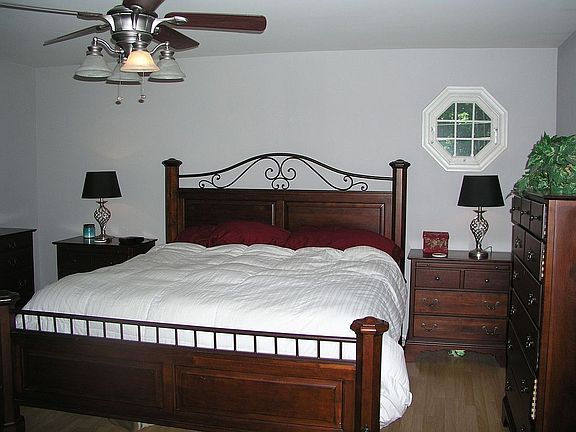 Master Bedroom w/ WIC & Private Bath!