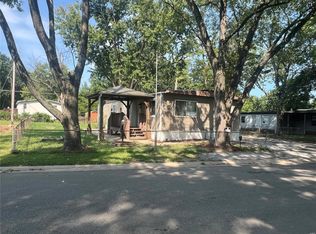 57 Northwood Dr, O'Fallon, MO 63366