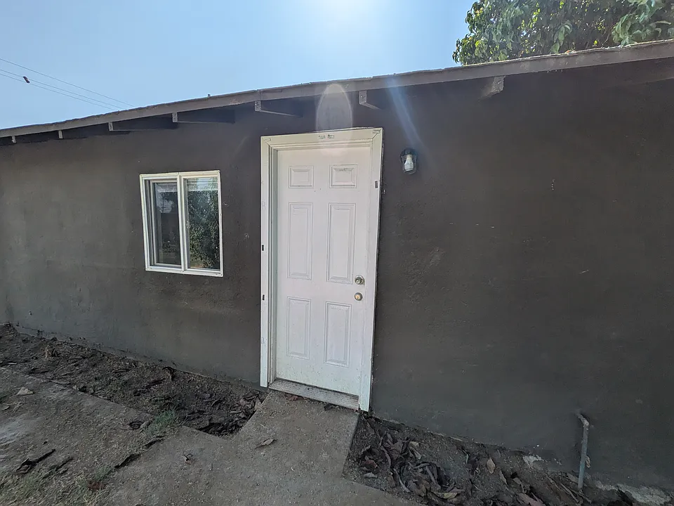 253 W Dunn Ave #B