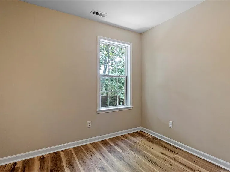 1611 Poole Rd — Photo 19