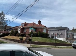 4548 156th St, Flushing, NY 11355