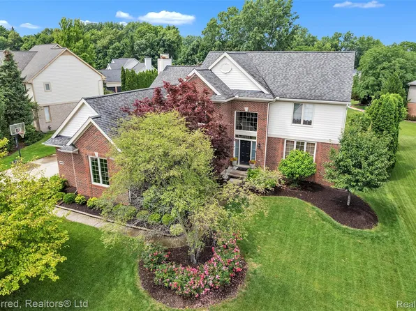 46564 Southview Ln, Plymouth, MI 48170