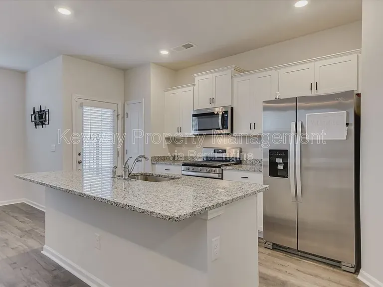 930 Quaint Parish Cir — Photo 7