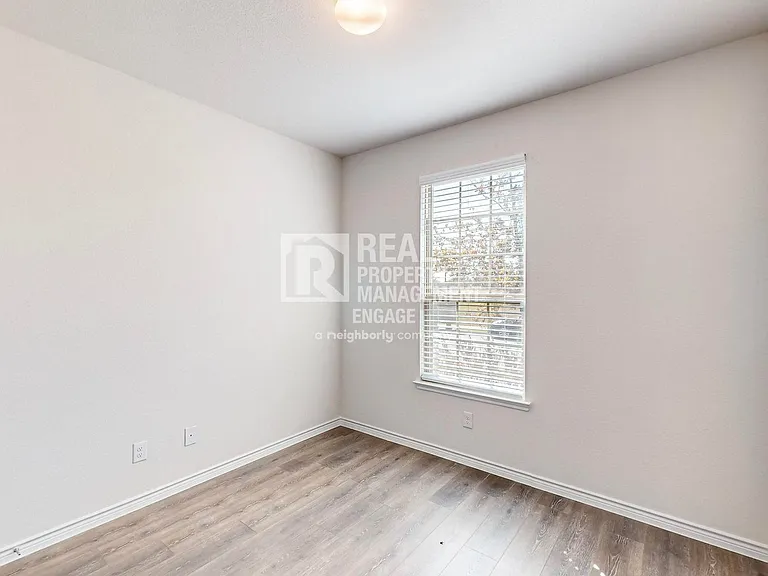2321 Astapor Dr — Photo 29