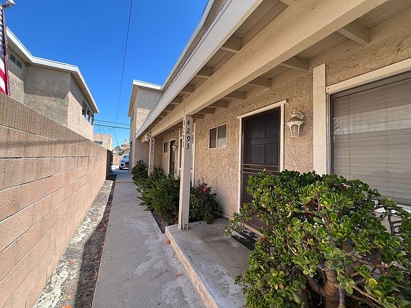 3rd image of 4291-4297 Farquhar Ave #4293