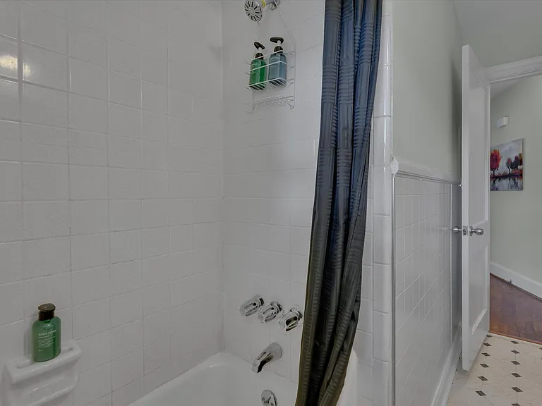 814 N Buchanan Blvd #B — Photo 12