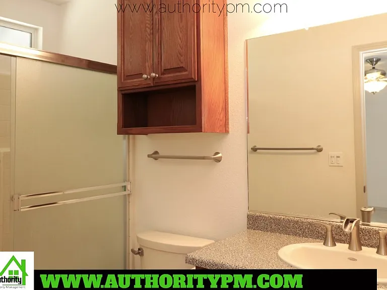 1526 Imperial Dr — Photo 14