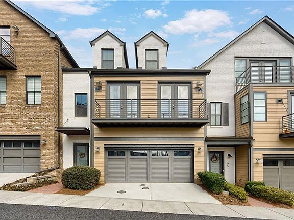 2nd image of 555 Verismo Way
