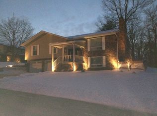 1207 N Smiley St, O'Fallon, IL 62269